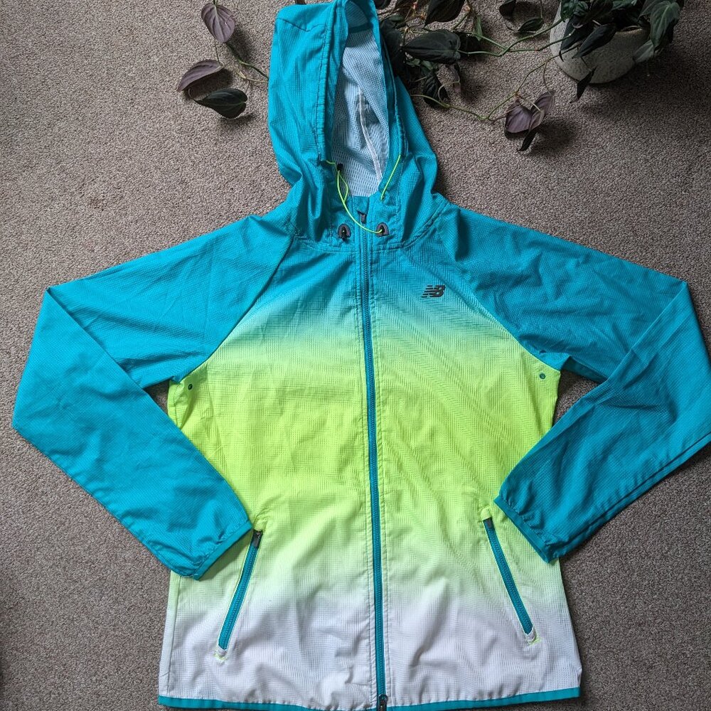 New Balance windbreaker medium